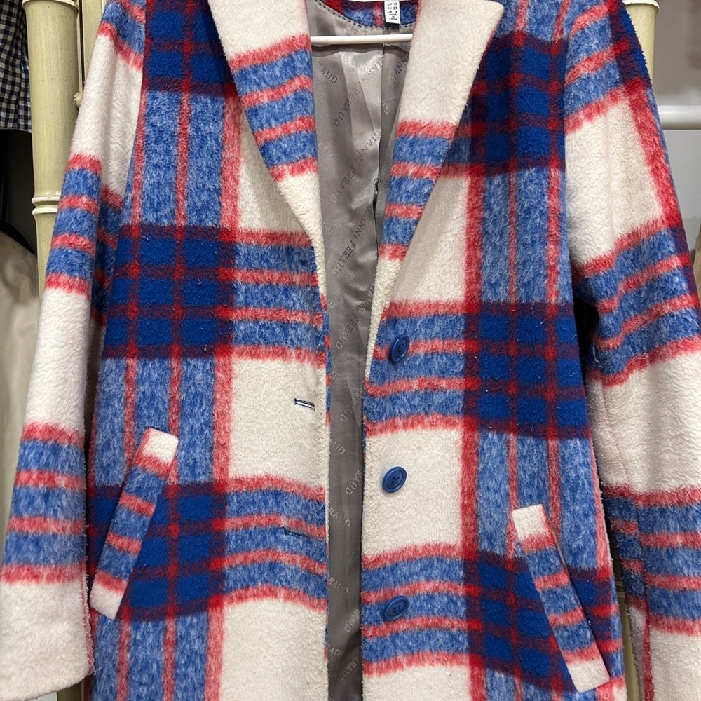 Gianni Feraud Plaid Coat with Red and Blue Pattern